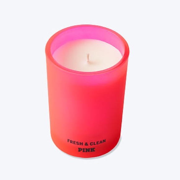 💗VS PINK FRESH & CLEAN SCENTED CANDLE - Picture 3 of 5